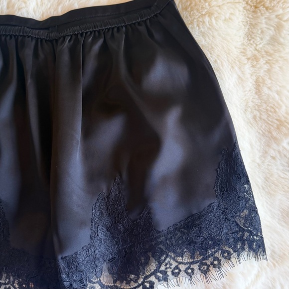 Reformation Fern Satin Short In Black, NWOT, NEVER WORN, NO FLAWS. - Picture 6 of 8